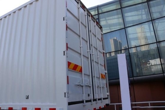 9.6 เมตร Sinotruk HOWO Cargo Box Truck MAX 330HP 6X2