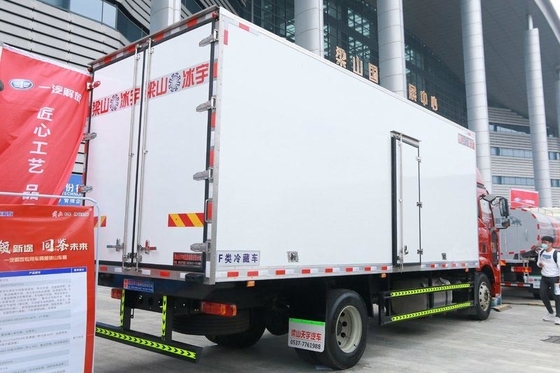 FAW Jiefang J6L รถดั๊มพ์แช่เย็น 240hp 4X2 6.8m