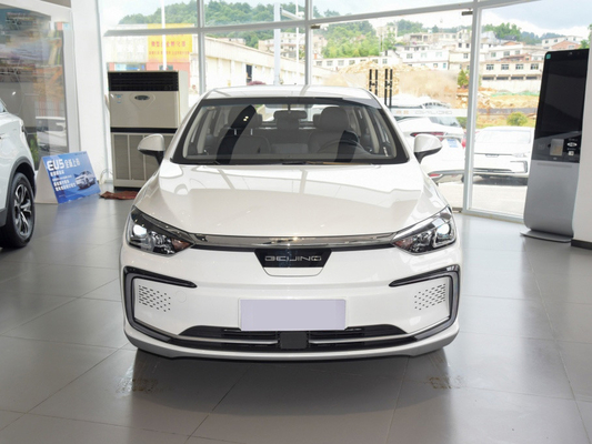 BAIC EU5 รถยนต์โดยสารอัตโนมัติ AT 8 Speed ​​High Power รุ่นหรูหรา Sedan Car