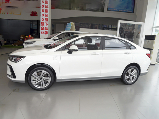 BAIC EU5 รถยนต์โดยสารอัตโนมัติ AT 8 Speed ​​High Power รุ่นหรูหรา Sedan Car
