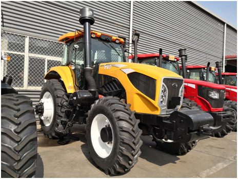YTO-LG1504 รถแทรกเตอร์ล้อยางเกษตร 50HP-200HP