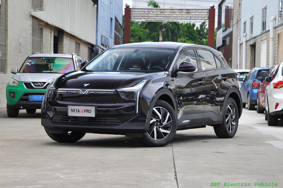 Neta U Pro Pure Electric รถยนต์โดยสารอัตโนมัติพร้อมซันรูฟแบบเปิดได้ 50-70kWh