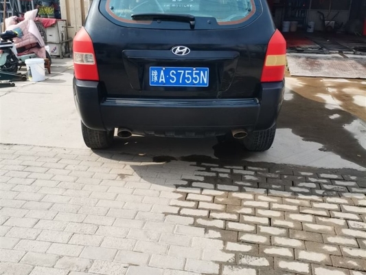 2009 2.0L Hyundai Tucson รถมือสองซันรูฟขับเคลื่อนสองล้ออัตโนมัติ 120000 Km Euro IV