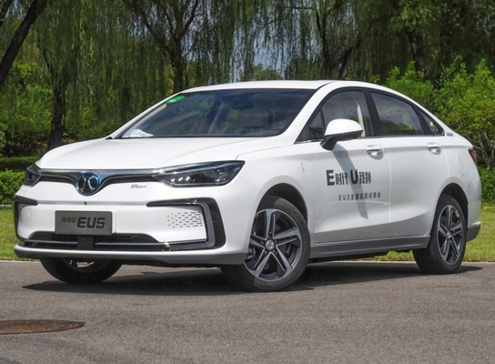 ซีดาน EU5 R500 อัจฉริยะระยะยาว Baic รถยนต์ไฟฟ้า 416km Range