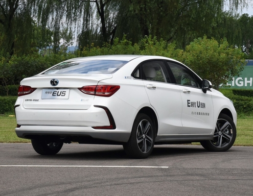 ซีดาน EU5 R500 อัจฉริยะระยะยาว Baic รถยนต์ไฟฟ้า 416km Range