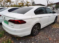 FAW Volkswagen E Bora ใช้ยานยนต์ 40kwh 4 ประตู 5 ที่นั่ง Sedan