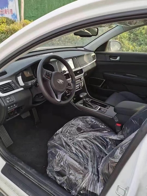 Kia K5 Hybrid 2.0L GLS 6 Speed ​​AT Sedan ใช้รถขนาดกลาง 115kw