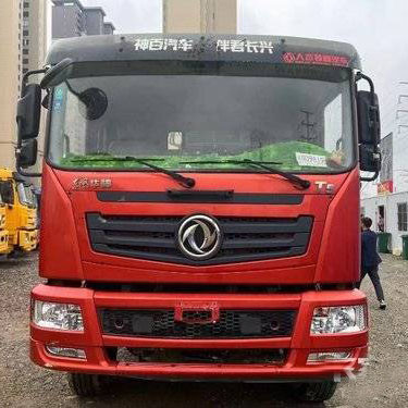 Yuchai Dongfeng Crane ใช้รถบรรทุกสำหรับงานหนัก FAST 9 Speed ​​Manual