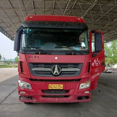 ใช้ 2017 Beiben 500HP รถบรรทุกหัวลาก 6X4 V3ET Euro 5