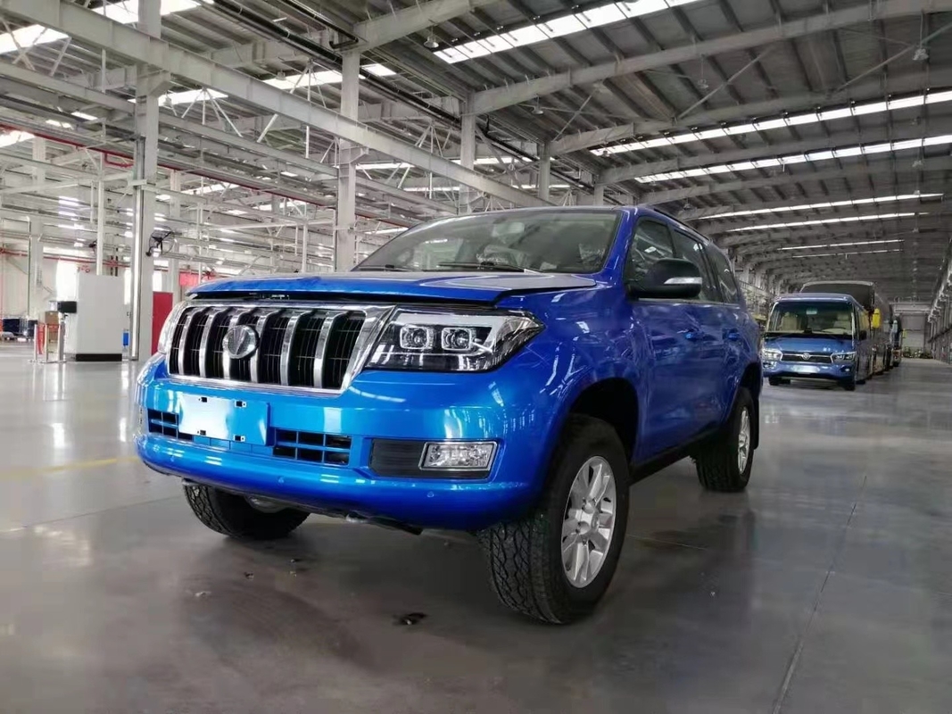 ในสต็อก SUV ออฟโรดขนาดใหญ่พลังงานพื้นที่ขนาดใหญ่การผลิตยานยนต์สามสีเทคโนโลยีเครื่องยนต์ขั้นสูง